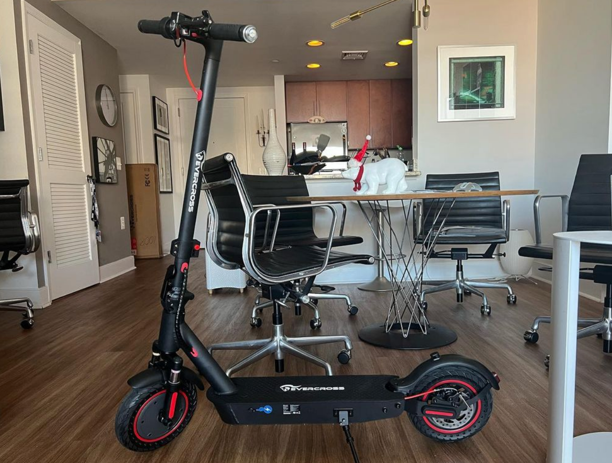 Evercross H5 elektrische scooter: een krachtige en betrouwbare oplossing voor uw woon-werkverkeer behoeften