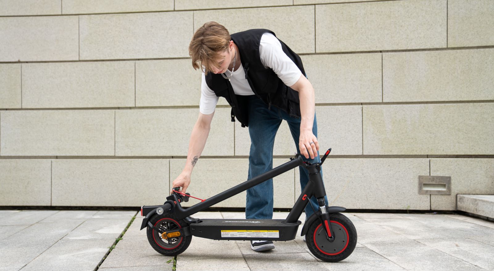 E-Scooter Standardmodelltemplate--26125311803766__collection_banner_P44gQE